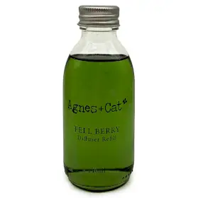 Påfyllning till doftpinnar Agnes + Cat Fell Berry 140 ml - produktbild 2