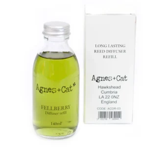 Påfyllning till doftpinnar Agnes + Cat Fell Berry 140 ml - produktbild 4