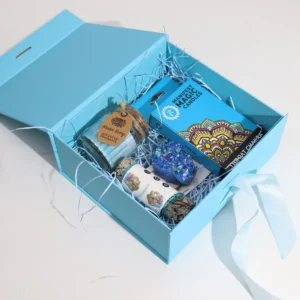 Platt presentask med band, medelstor kvadratisk 20x18,2x8 cm, elfenbensvit - produktbild 3