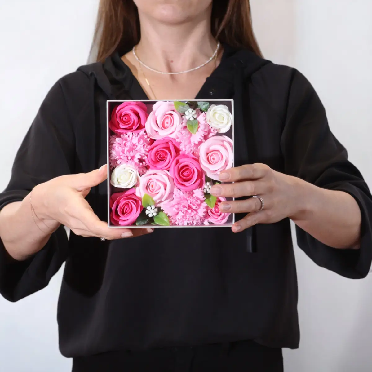 Presentask med tvåltrosor Baby Blessings i rosa - produktbild 2