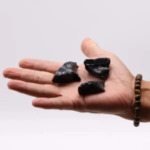 Råa svarta obsidiankristaller 500 g - produktbild 3