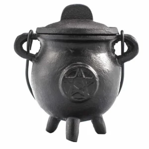 Svart gjutjärnskittel med lock och pentagram, tre ben och handtag