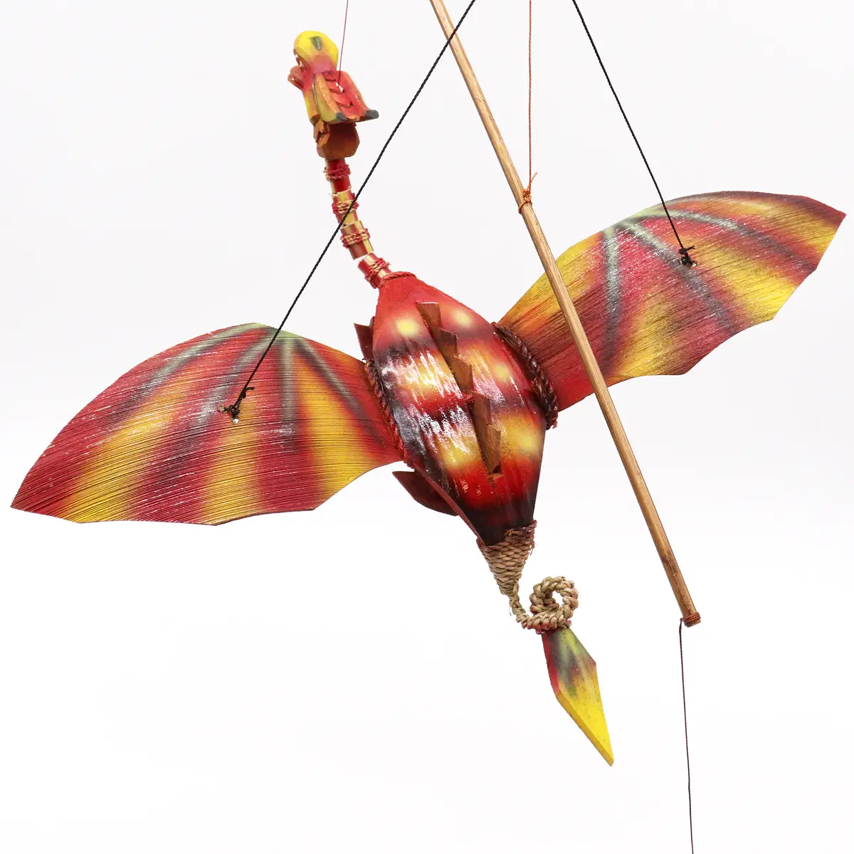 Röd kokosdrake vindspel 37 cm - produktbild 3