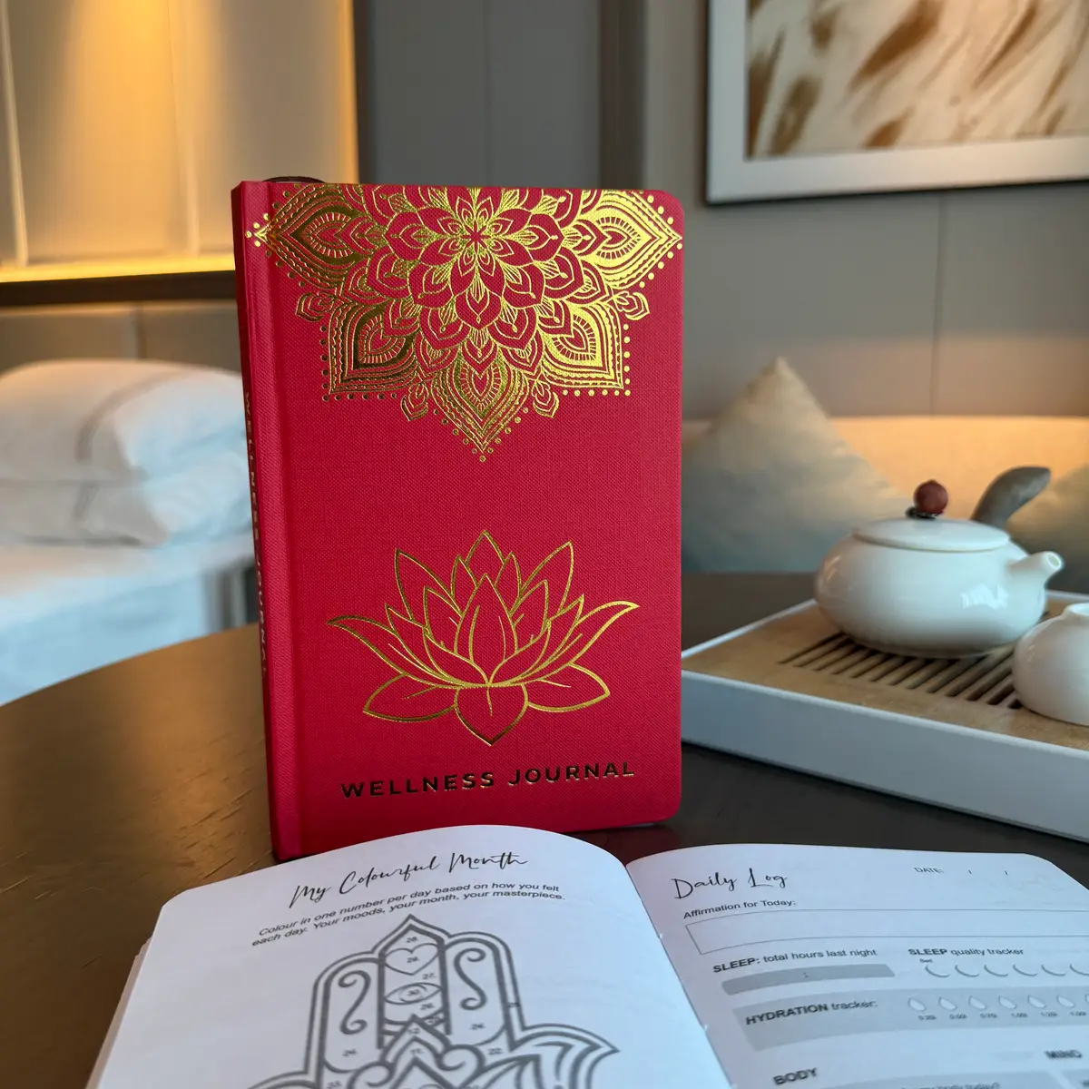 Röd wellnessjournal med guldfärgad mandala och lotus, 120 sidor - produktbild 5