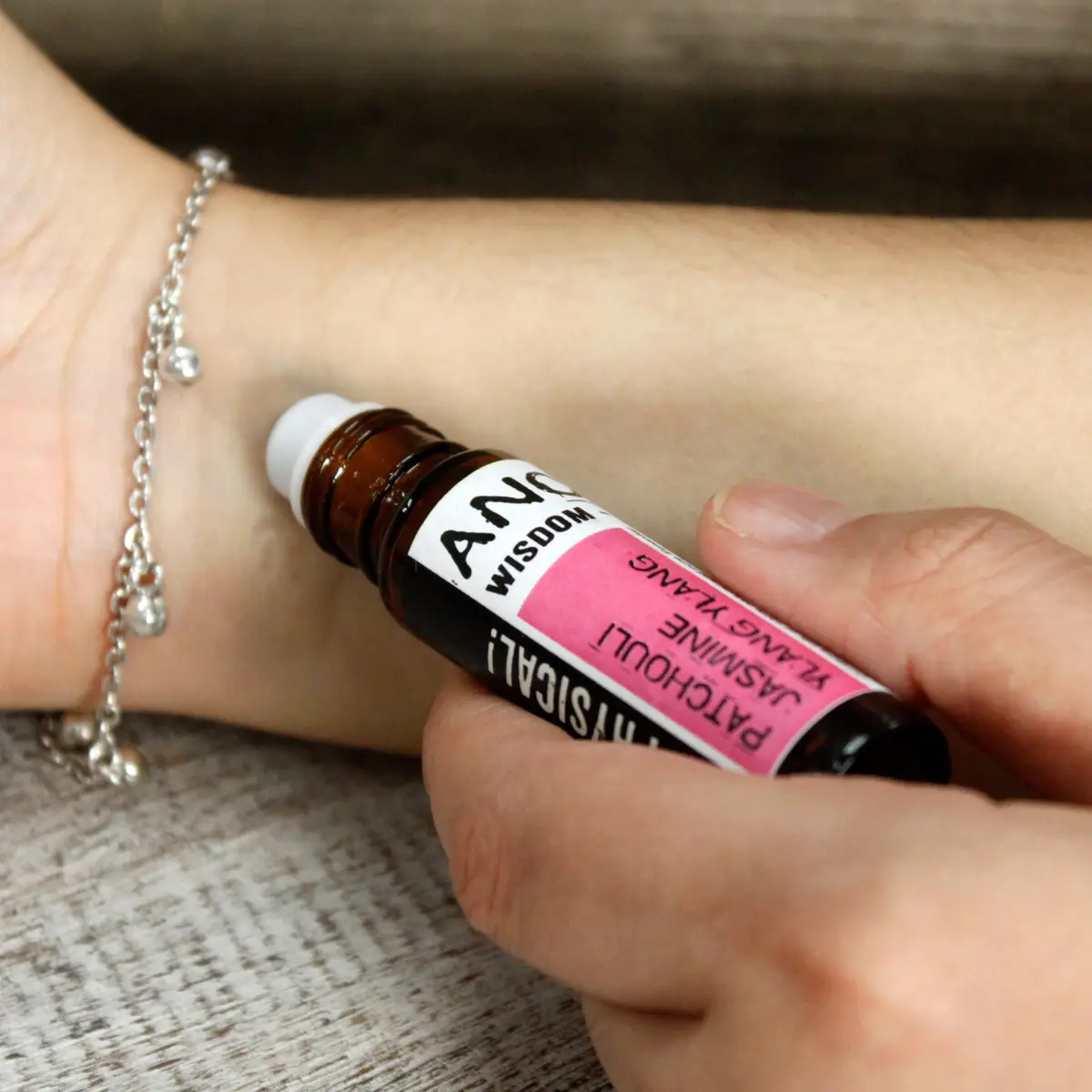 Roll-on med eterisk oljeblandning 10 ml – Get Physical! - produktbild 7