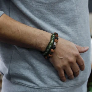 Rudraksha-armband med Buddha-hänge i mixade färger - produktbild 2
