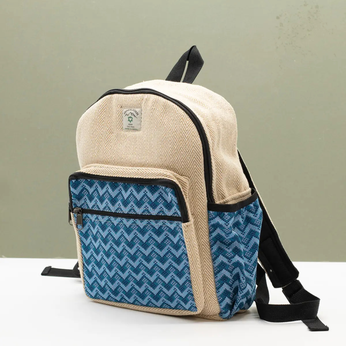Ryggsäck i bomull och hampa med Dhaka-mönster 34x27x10 cm - produktbild 10
