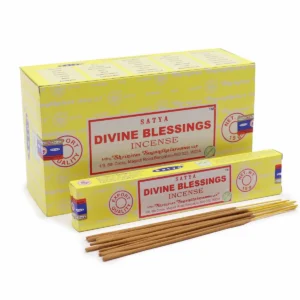 Förpackning och rökelsepinnar Satya Divine Blessing i gul kartong