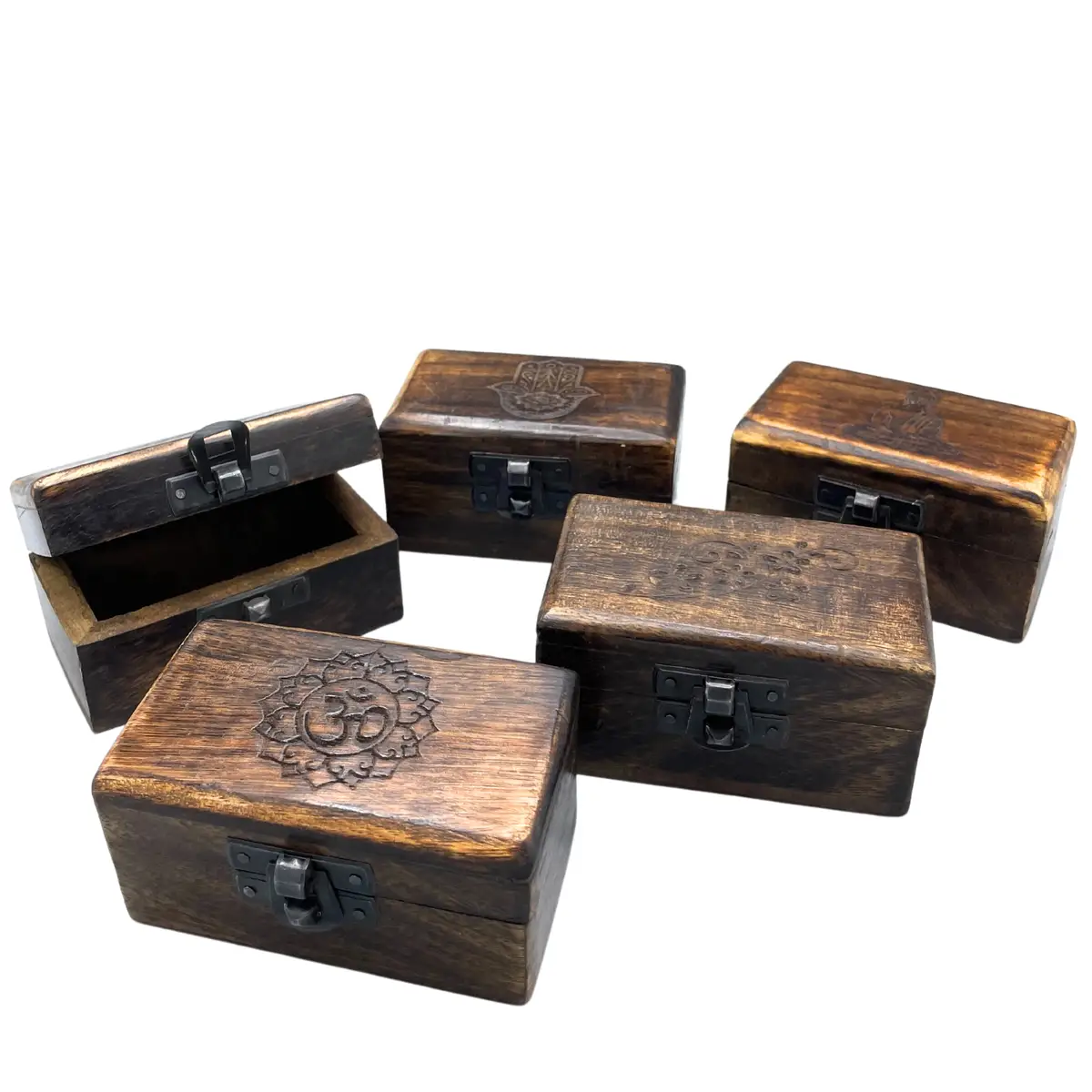 Set med 5 handgjorda träaskar för piller med snidade motiv 9x5x4 cm - produktbild 3