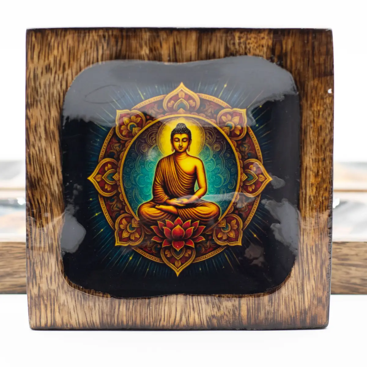 Set med emaljerade brickor i mangoträ med Buddha-motiv - produktbild 3
