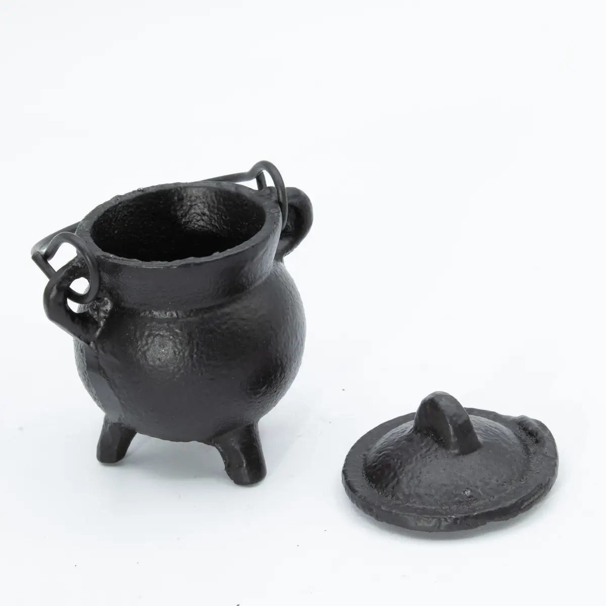Set med extra små gjutjärnskittlar 5x7 cm - produktbild 5