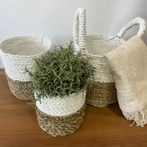 Set med handflätade korgar i sjögräs i grått, natur och vitt - produktbild 6