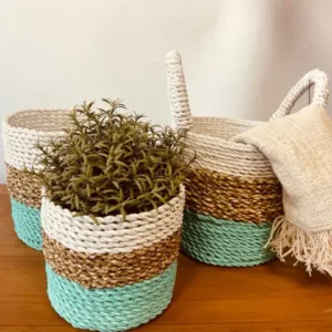 Set med korgar i sjögräs i grönt, natur och vitt - produktbild 2