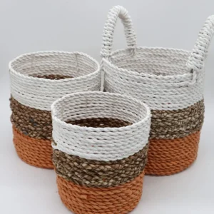 Set med korgar i sjögräs i orange, natur och vitt - produktbild 5