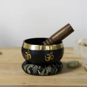 Set med tibetansk klangskål för yoga med klubba, kudde och väska - produktbild 5
