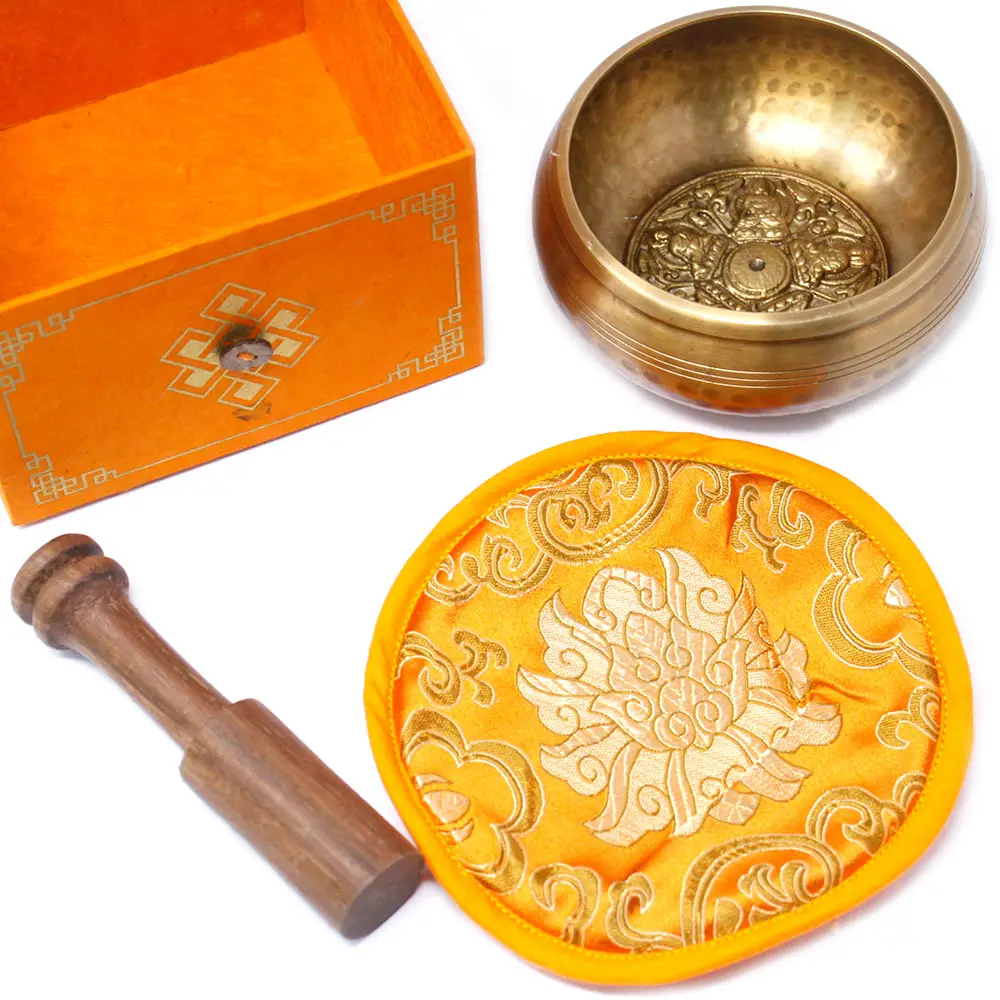 Set med tibetansk klangskål med fem buddhor 10 cm - produktbild 5