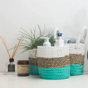 Set med tre handflätade korgar i sjögräs naturvit - produktbild 4