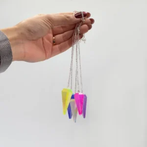 Sexsidig pendel av ljusgrön kvarts 4 cm - produktbild 2
