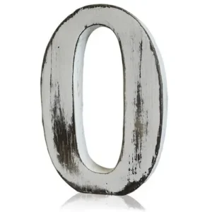 Träbokstav O i shabby chic-stil med vit och sliten finish