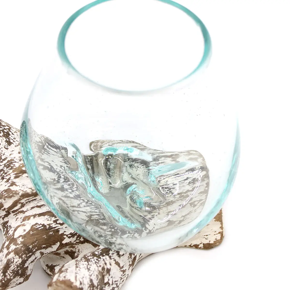 Skål i smält glas på vitmålat trä - produktbild 6