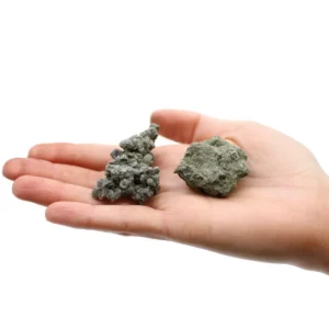 Små mineralprover av prehnit, cirka 100 stycken - produktbild 2