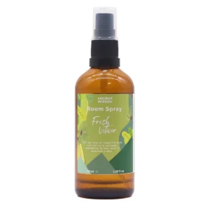 Brun sprayflaska med etikett för sommardoftspray Fresh Vetiver