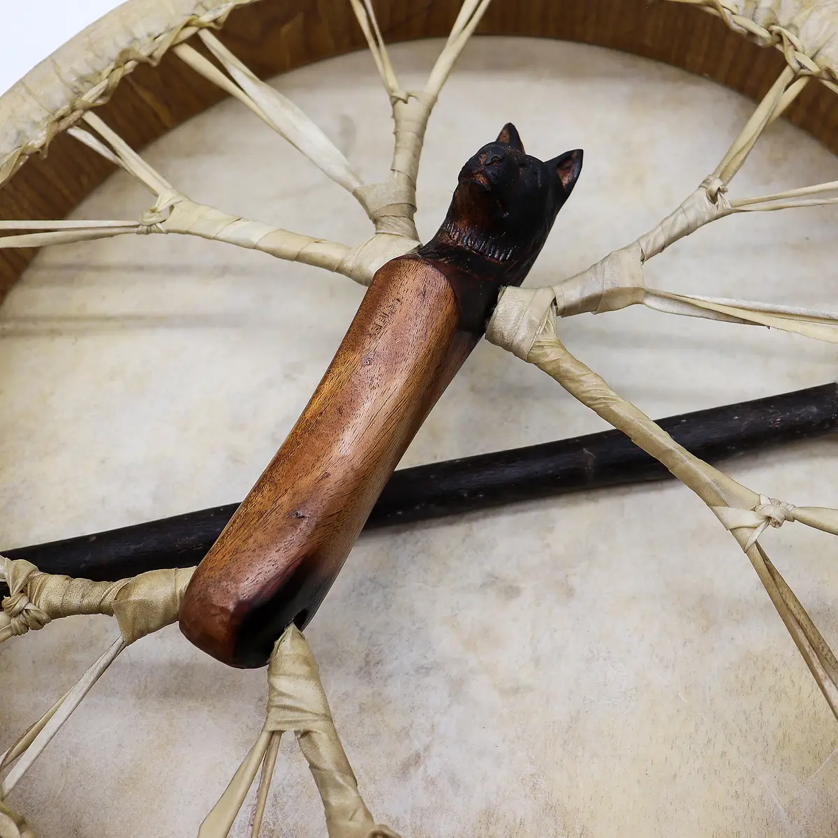Spirit of the Wolf shamantrumma med ställbar spänning 40 cm - produktbild 5