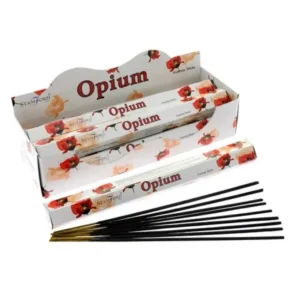 Stamford Premium Hex Opium rökelsepinnar i förpackning med flera pinnar utspridda