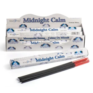 Förpackning med Stamford Premium Hex rökelsepinnar Midnight Calm och lösa rökelsepinnar framför