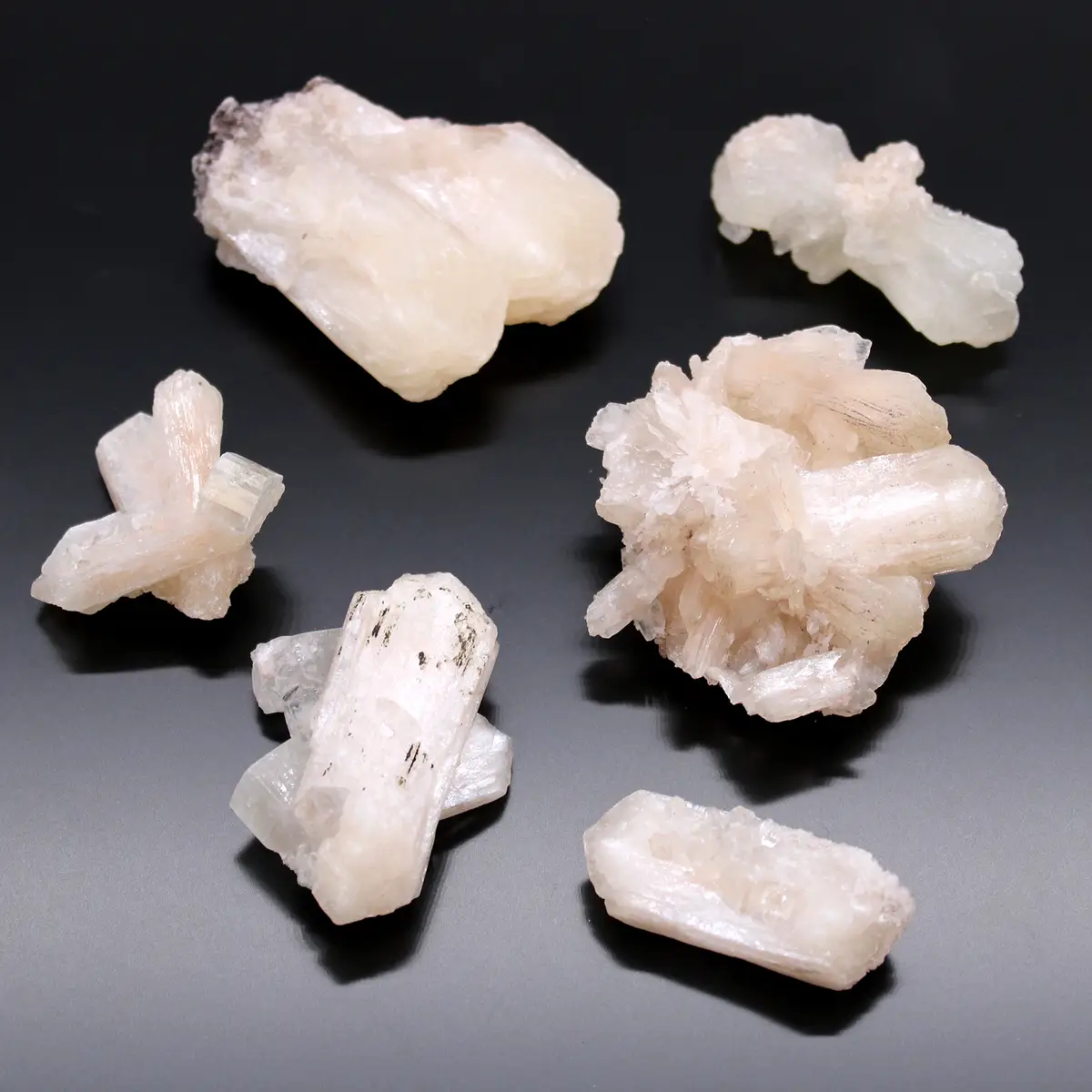 Stilbit och apofyllit mineralprov 20-30 mm - produktbild 2