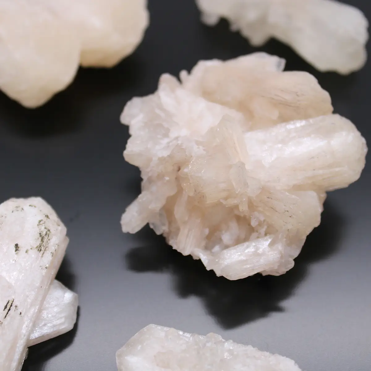 Stilbit och apofyllit mineralprov 20-30 mm - produktbild 7