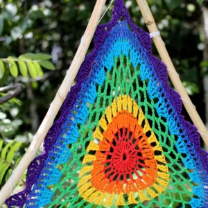 Stor färgglad drömfångare med pyramidform från Bali - produktbild 4