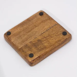 Stor fyrkantig emaljerad träbricka 15x15x2,5 cm - Hop Hare - produktbild 2