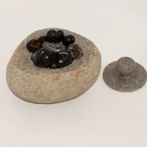 Stor jordningskruka i naturlig flodsten med lock 15x12 cm - produktbild 6