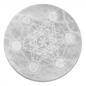 Rund selenitplatta med inristad helig geometridesign