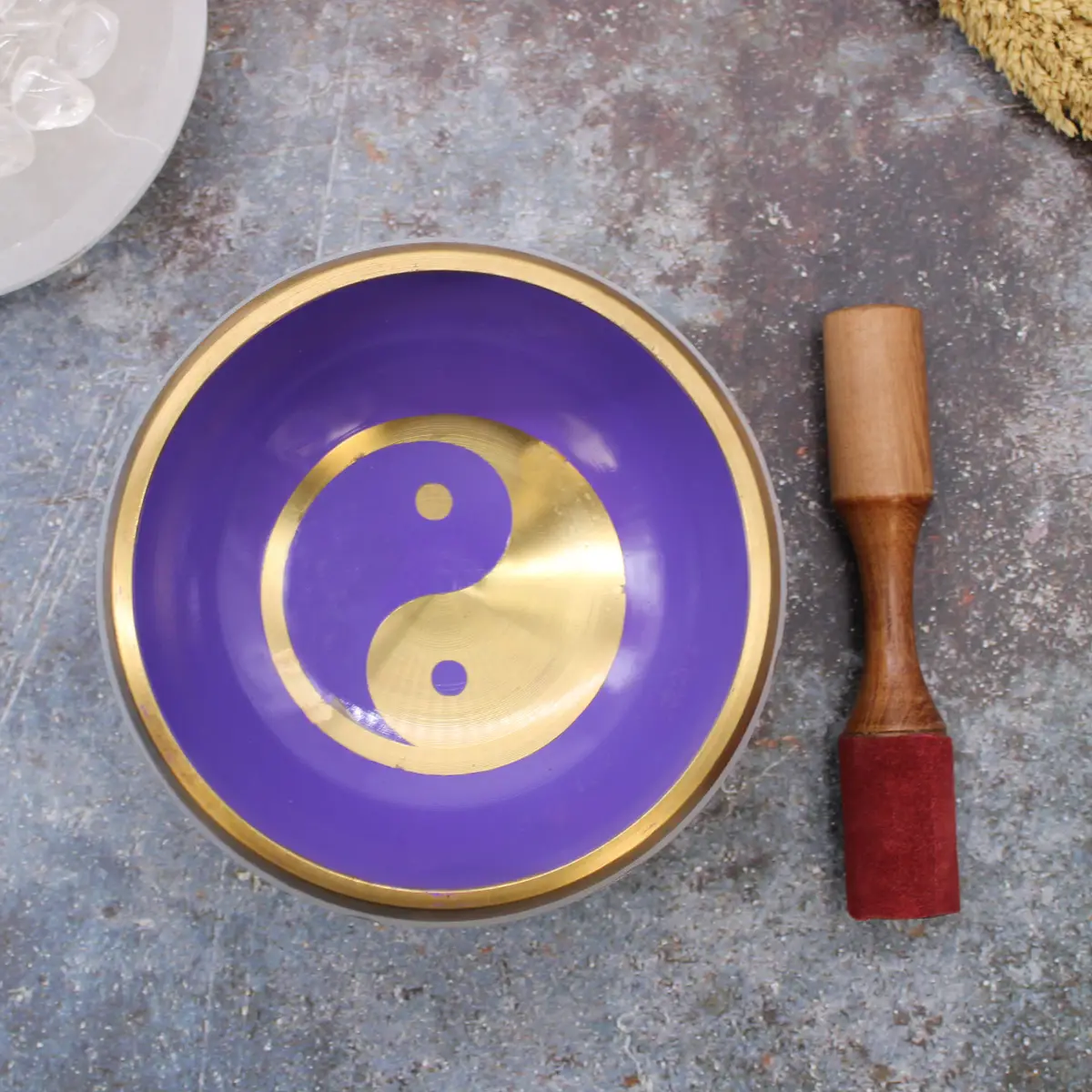 Stor tibetansk klangskål med Yin & Yang-motiv 14 cm - produktbild 7