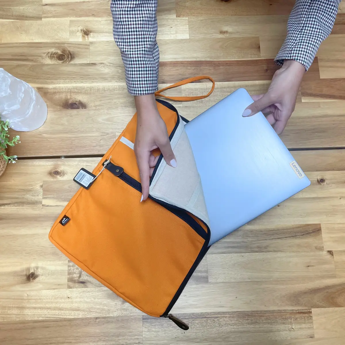 Stort laptopfodral i canvas orange 30x40 cm - produktbild 2