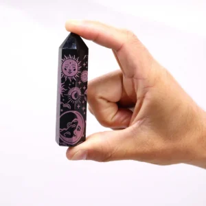 Svart obsidianspets med rosa himmelsymboler, ca 9 cm - produktbild 8