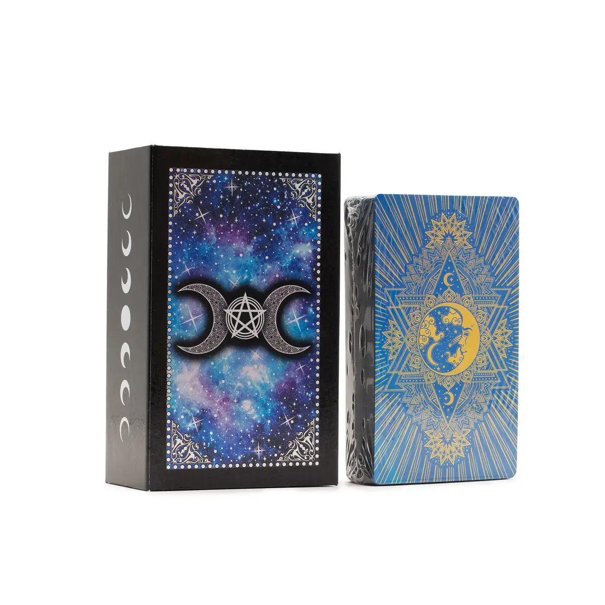 Tarotkortset med blå folie och månmotiv i lyxig presentförpackning