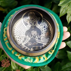 Tibetansk klangskål Green Tara 10 cm med tillbehör - produktbild 5