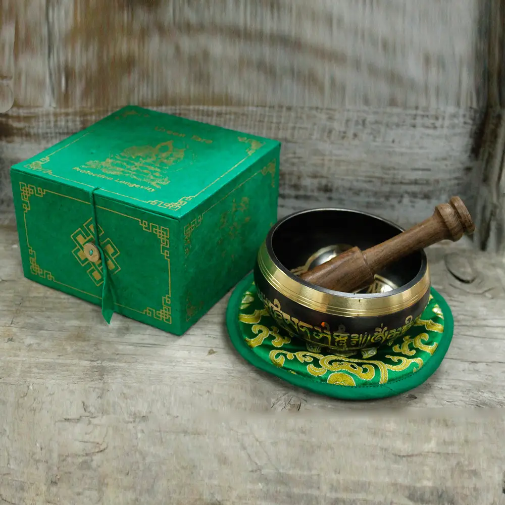 Tibetansk klangskål Green Tara 10 cm med tillbehör - produktbild 8