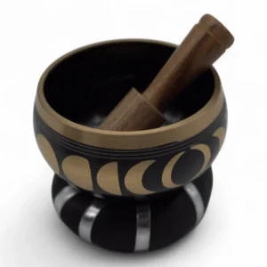 Tibetansk klangskål med månfasmotiv, svart 10,7 cm - produktbild 4