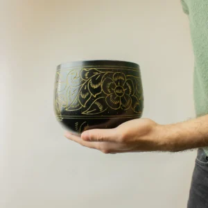 Tibetansk klangskål med svampmotiv, 15 cm - produktbild 4