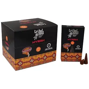 Förpackning och koner av Tribal Soul Premium Backflow rökelsekoner med myrra