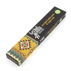 Förpackning med Tribal Soul rökelsestickor Sweet Grass och Ceder