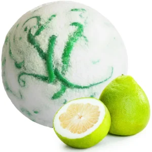 Vit och grön badbomb med pomelo citrusfrukt