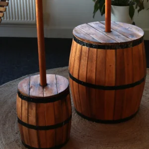 Tunnbord med parasollhållare i naturligt trä 60 x 48,5 cm - produktbild 8