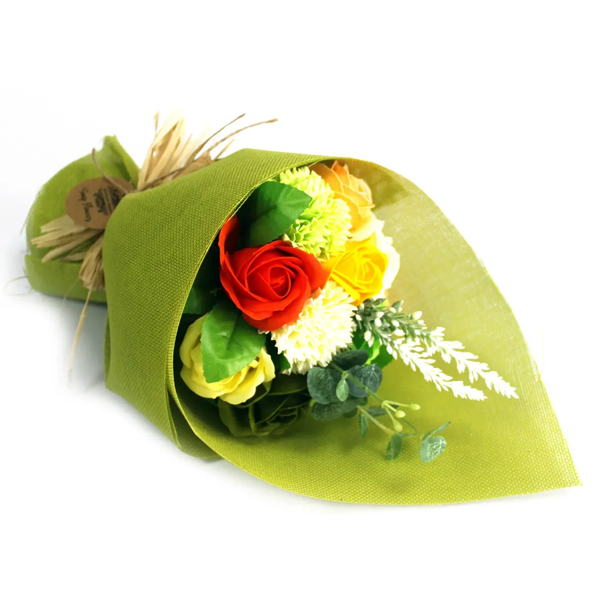 Tvålbukett med färgglada tvålblommor insvept i grönt papper