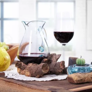 Vattenkanna i handblåst glas på träfot - produktbild 3