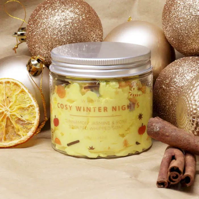 Vispad tvål Cosy Winter Nights 120 g - produktbild 4